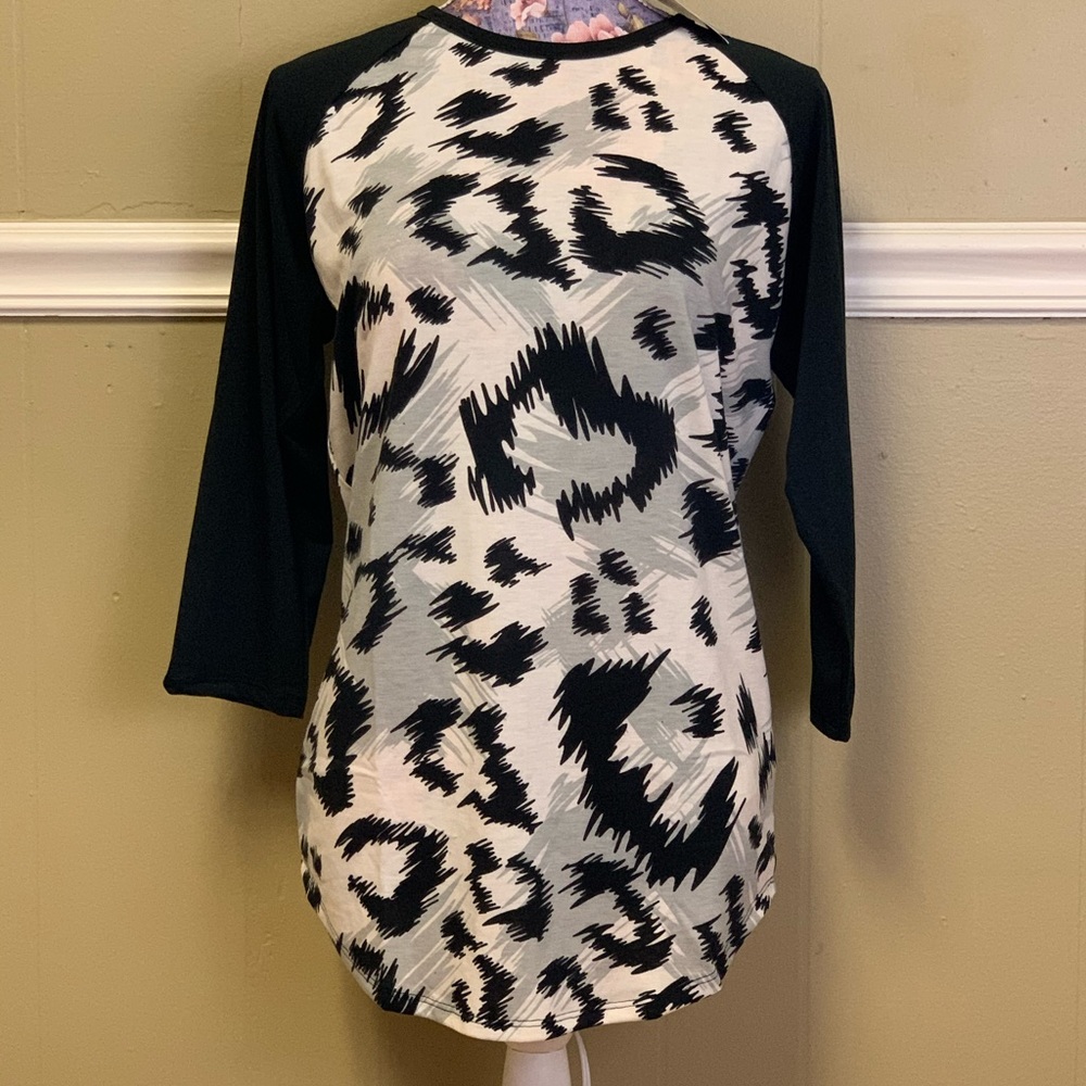 Lularoe Randy in the new prints